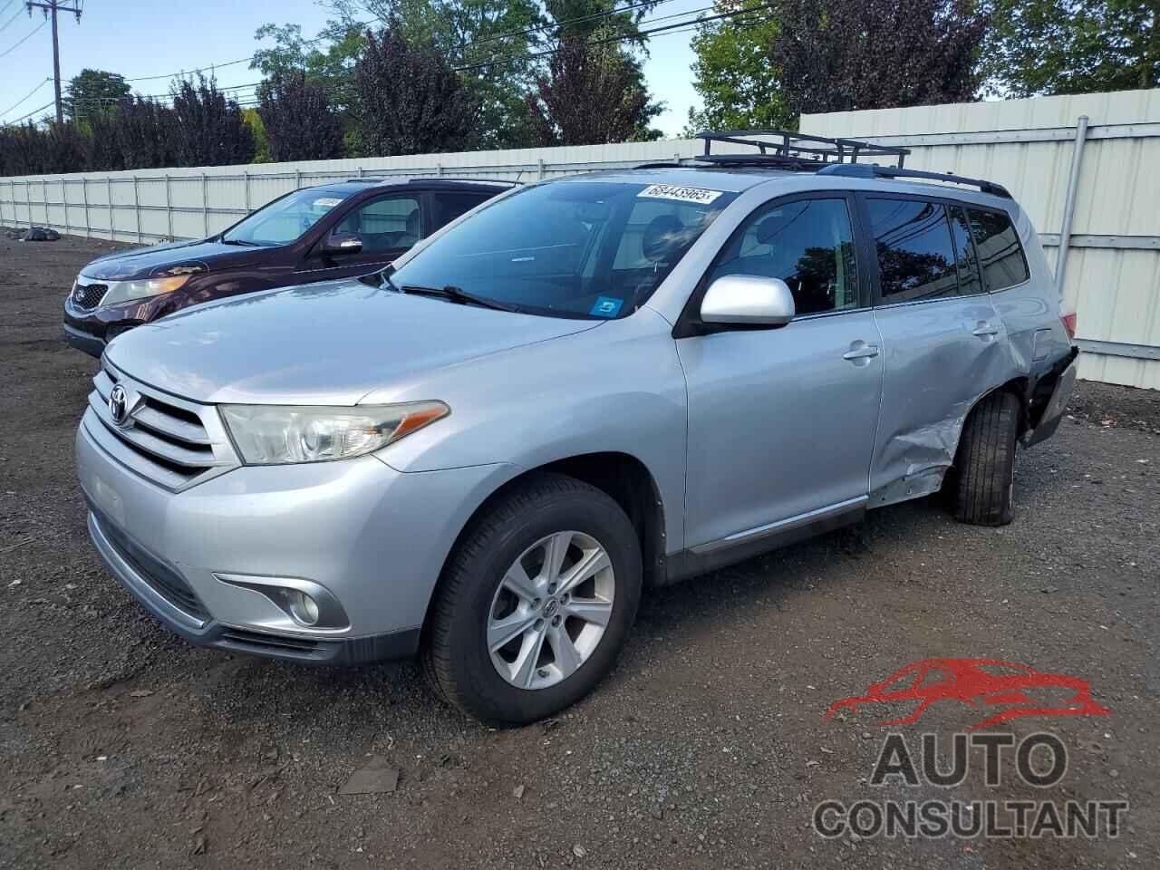 TOYOTA HIGHLANDER 2012 - 5TDBK3EH2CS098131