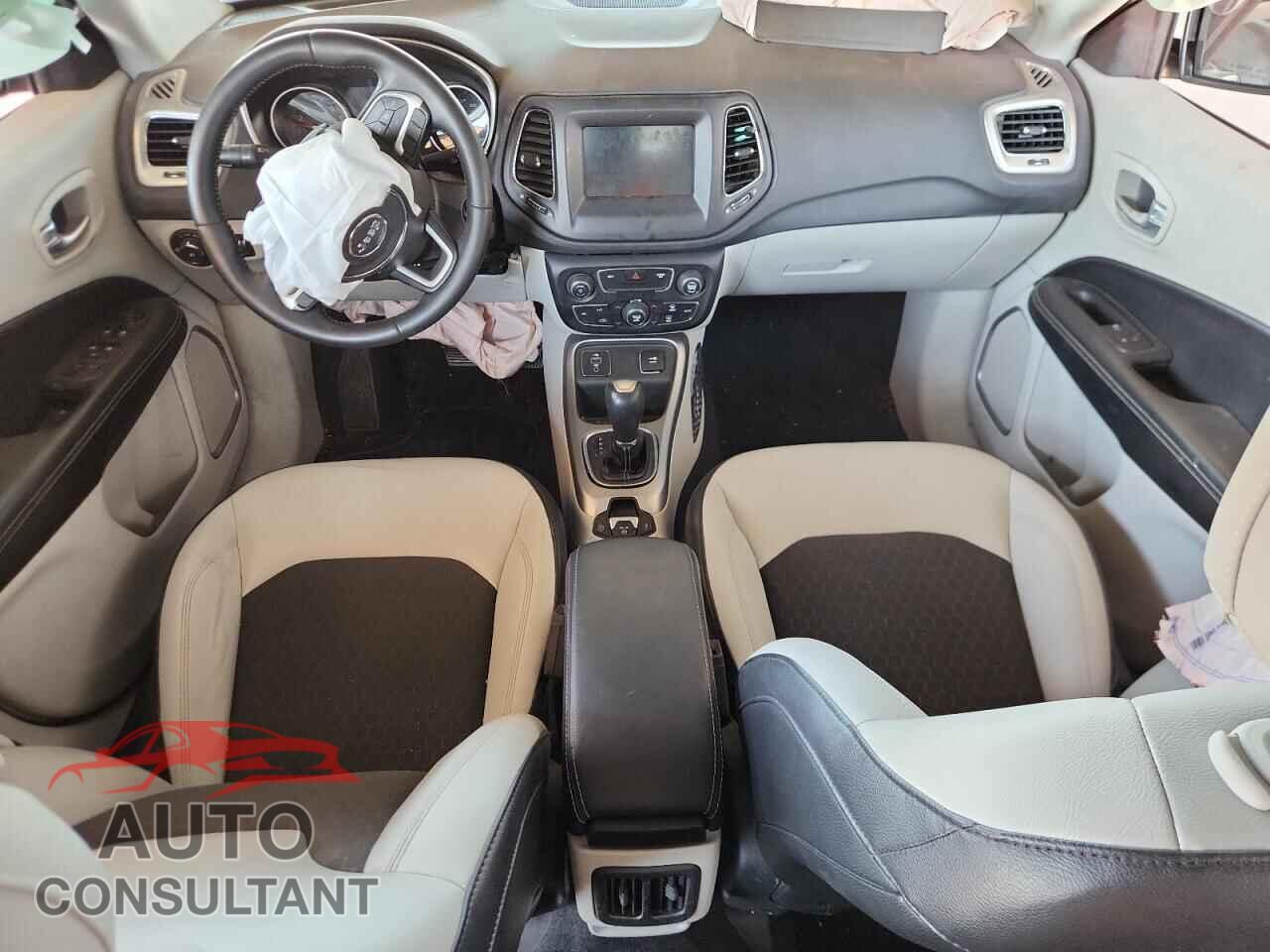 JEEP COMPASS 2018 - 3C4NJCBB0JT227938