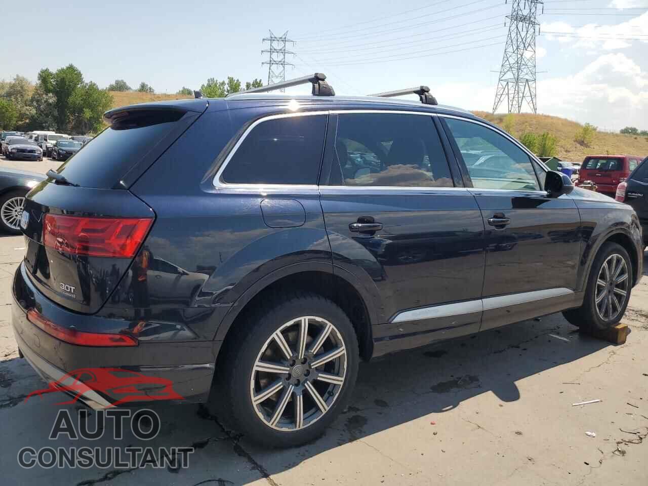 AUDI Q7 2017 - WA1VAAF76HD028686