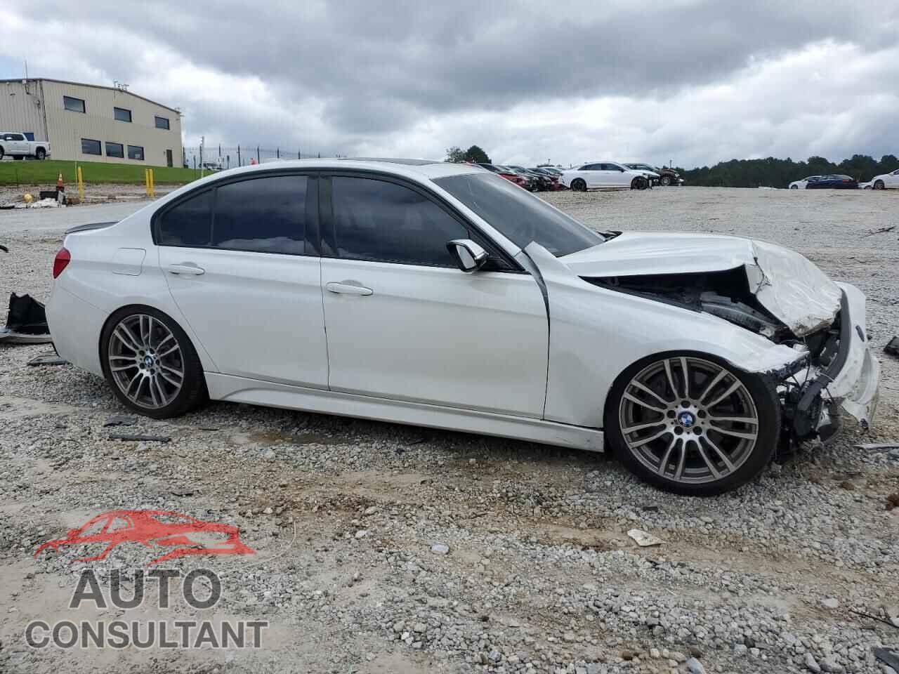 BMW 3 SERIES 2016 - WBA8B7C53GK702855