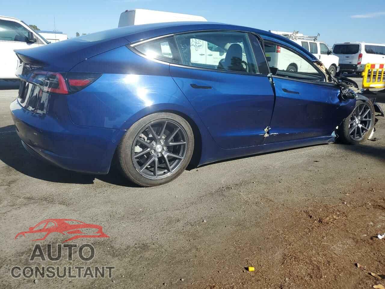 TESLA MODEL 3 2022 - 5YJ3E1EA4NF288040