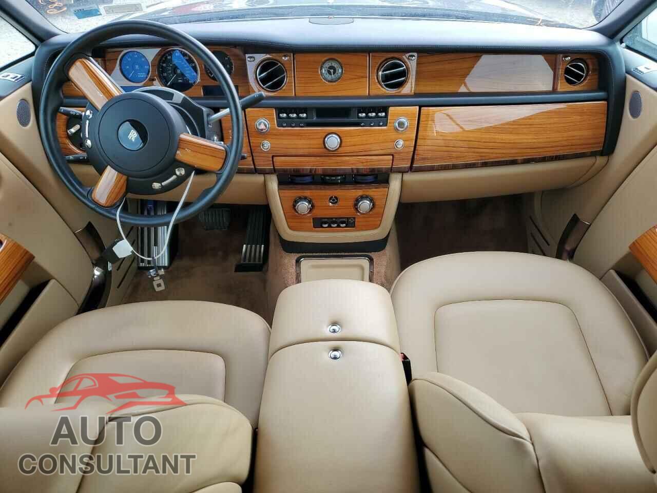 ROLLS-ROYCE ALL MODELS 2011 - SCA682D56BUX16618