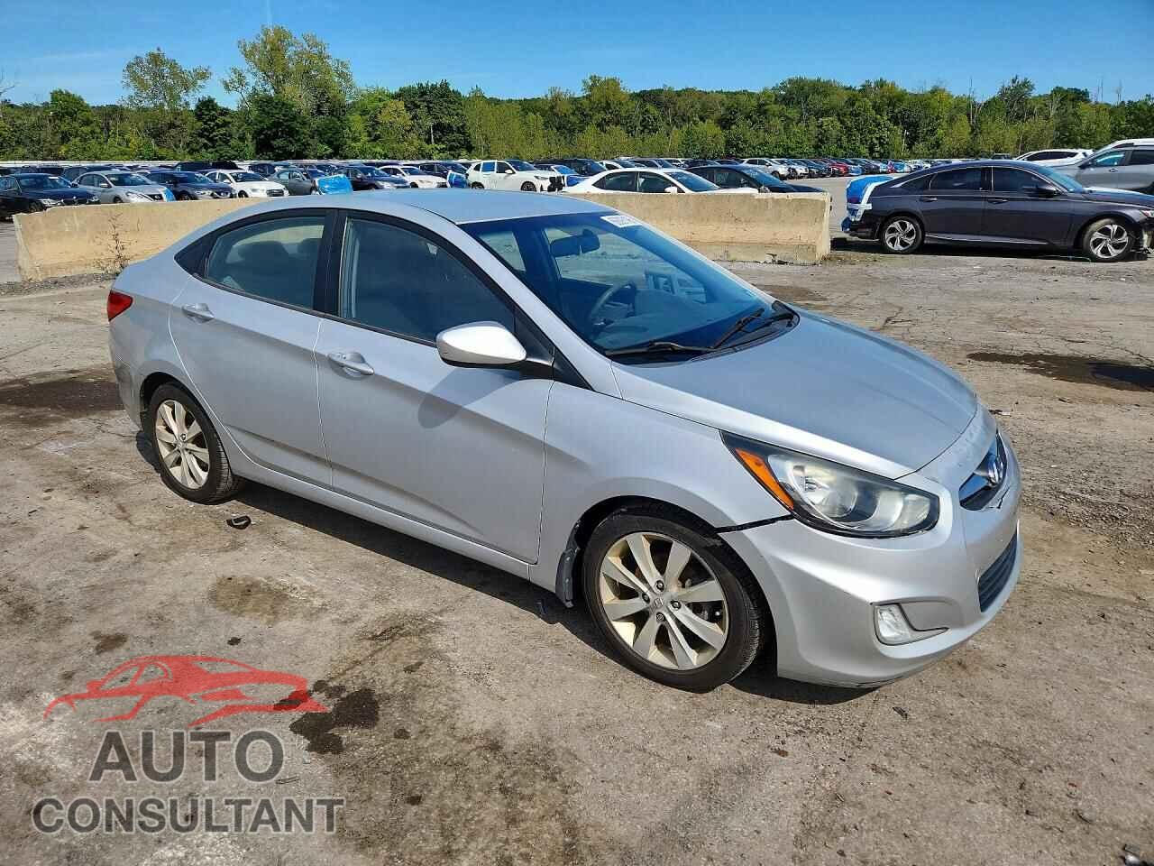 HYUNDAI ACCENT 2012 - KMHCU4AE7CU227763