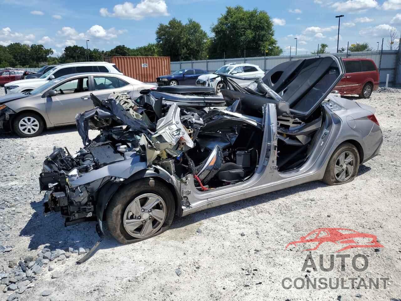 HYUNDAI ELANTRA 2025 - KMHLL4DG9SU883073