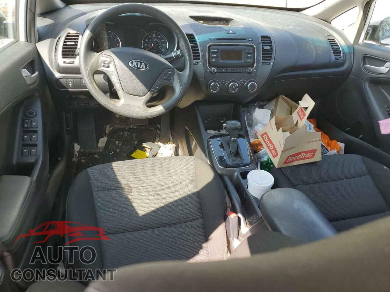 KIA FORTE 2017 - 3KPFK4A71HE031557