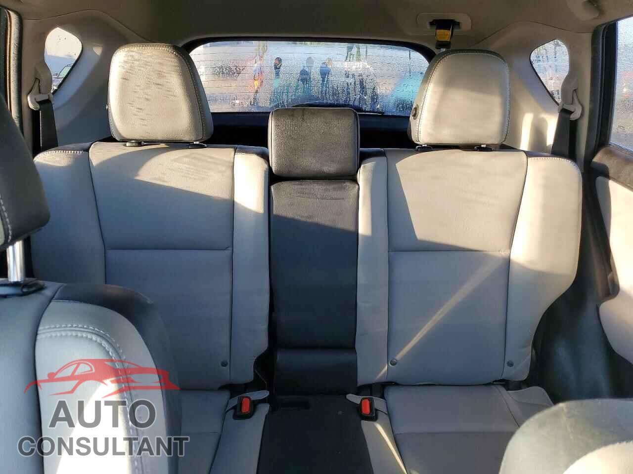 TOYOTA RAV4 2017 - 2T3DFREV3HW689175