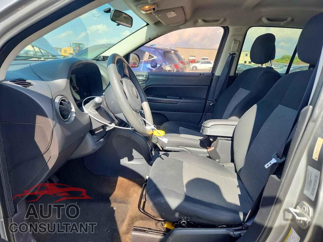 JEEP COMPASS 2015 - 1C4NJCBA2FD149036