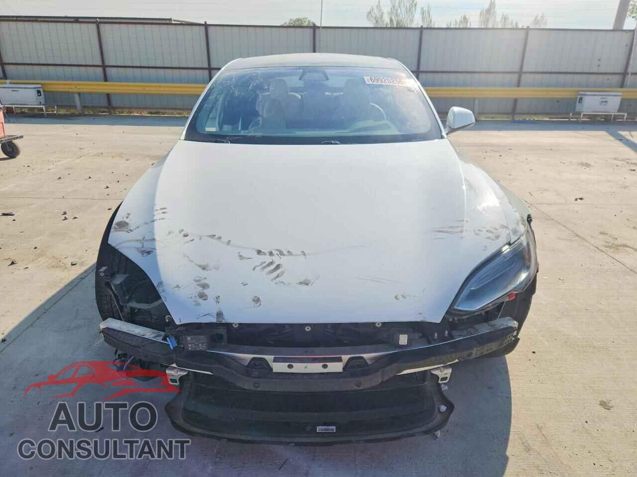 TESLA MODEL S 2022 - 5YJSA1E50NF459277