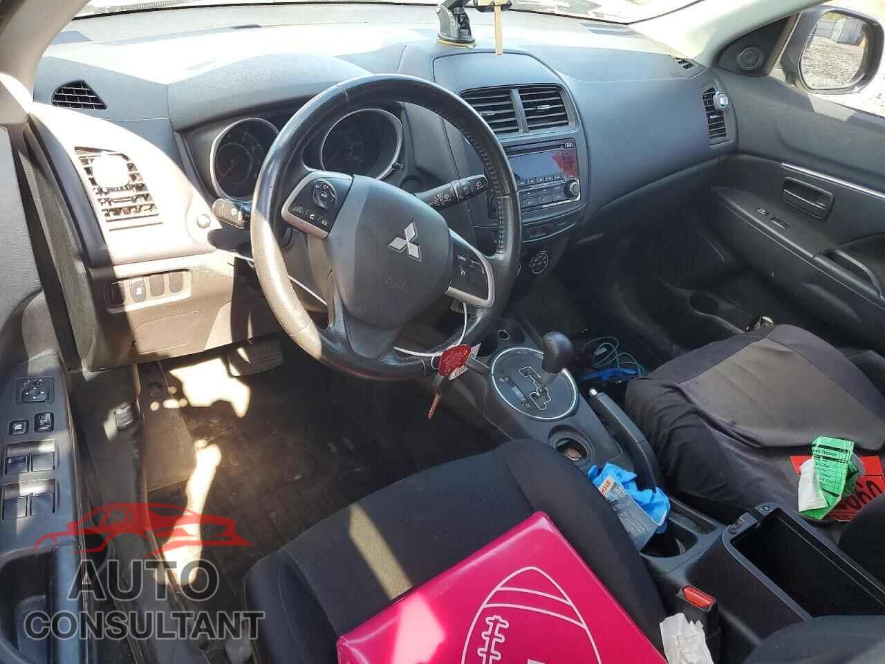 MITSUBISHI OUTLANDER 2015 - 4A4AP3AU7FE003176