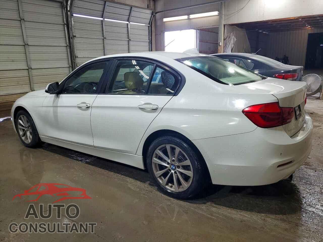 BMW 3 SERIES 2016 - WBA8E1G56GNU10212