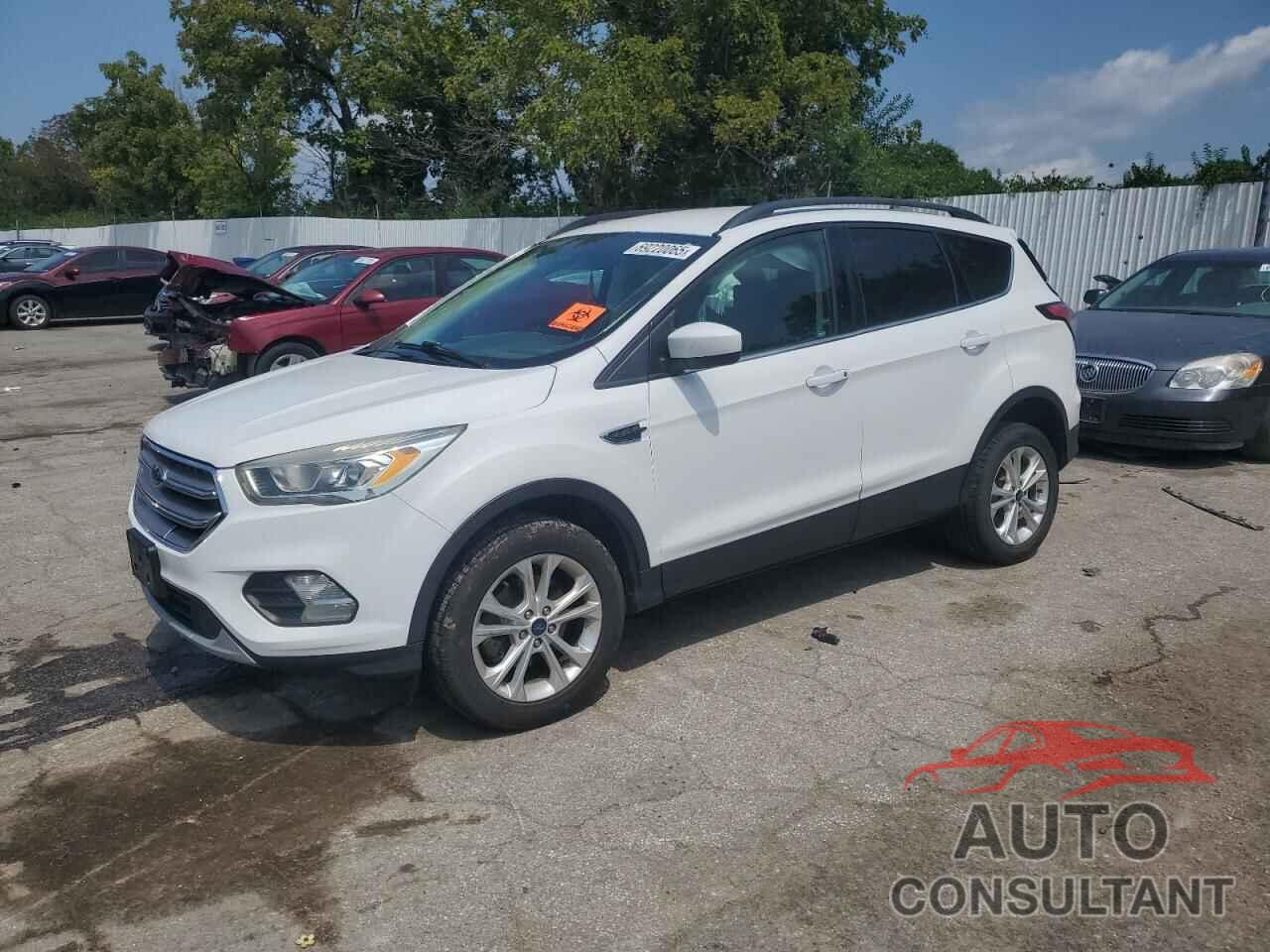 FORD ESCAPE 2017 - 1FMCU0GD4HUE06051