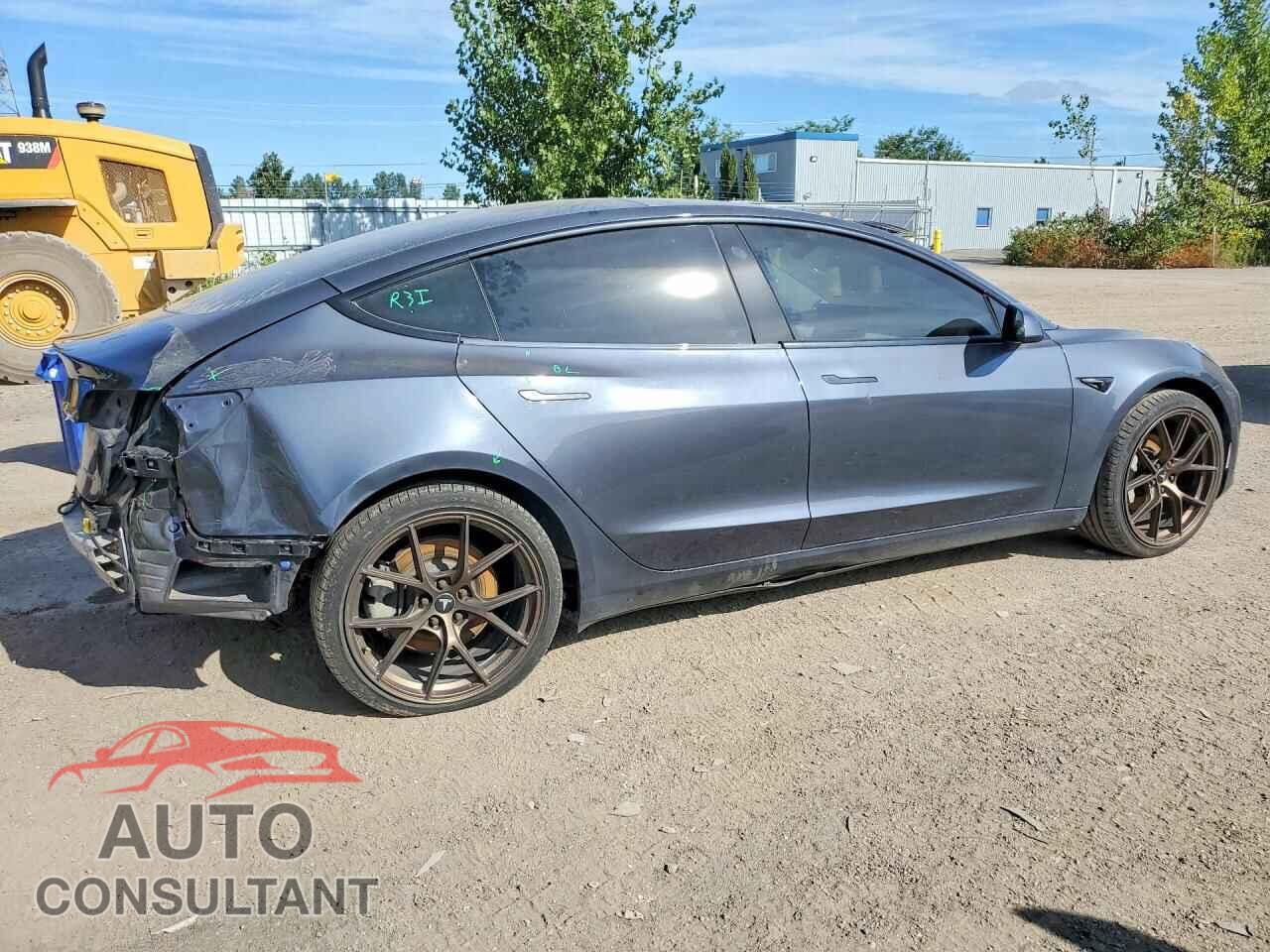 TESLA MODEL 3 2022 - 5YJ3E1EB0NF241306