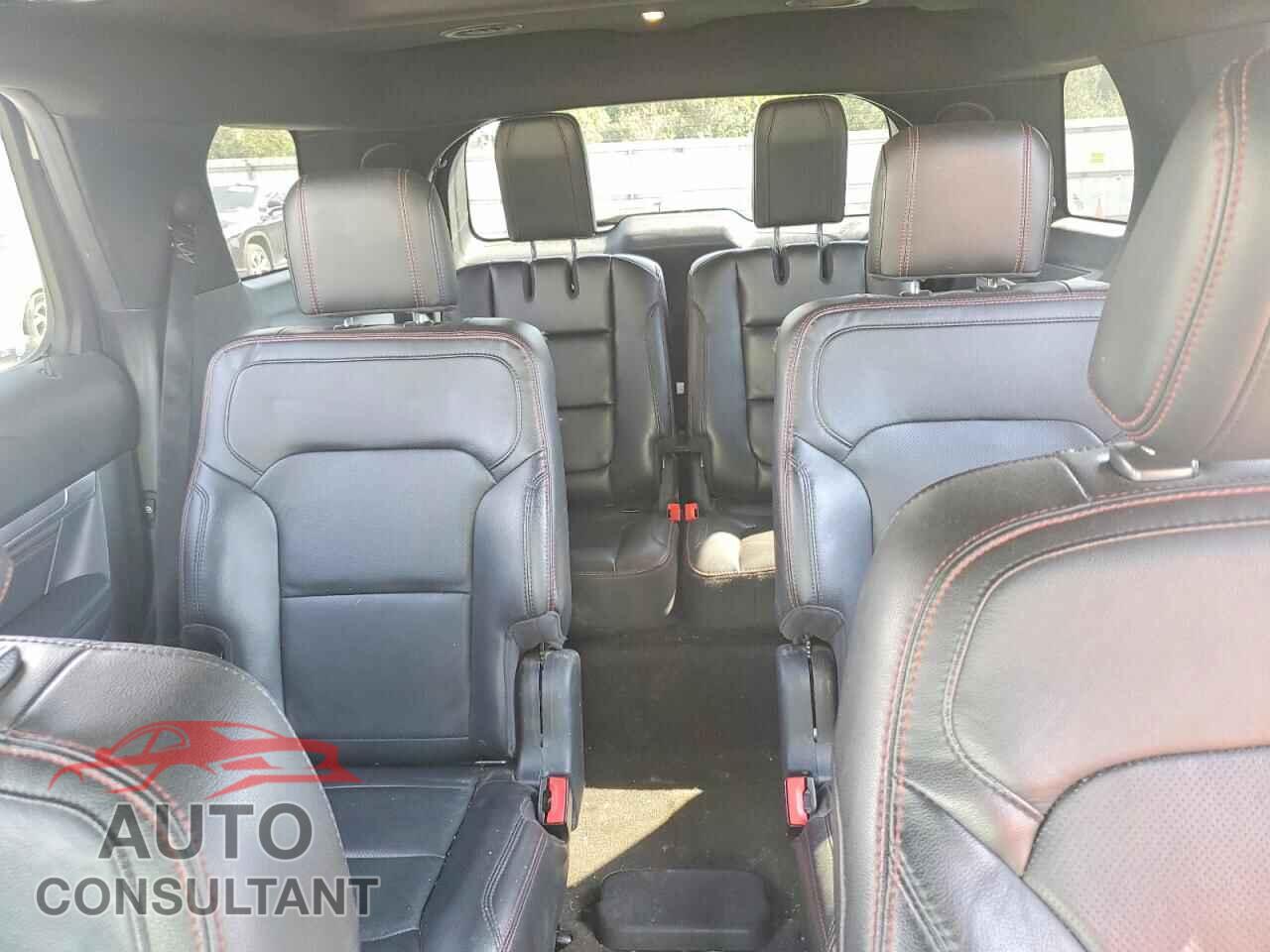FORD EXPLORER 2018 - 1FM5K8GT0JGB37748