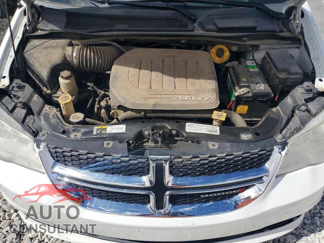 DODGE CARAVAN 2015 - 2C4RDGCG5FR548183