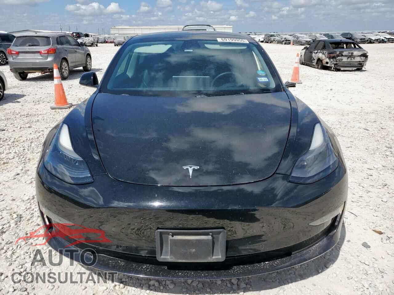 TESLA MODEL 3 2021 - 5YJ3E1EA8MF017285
