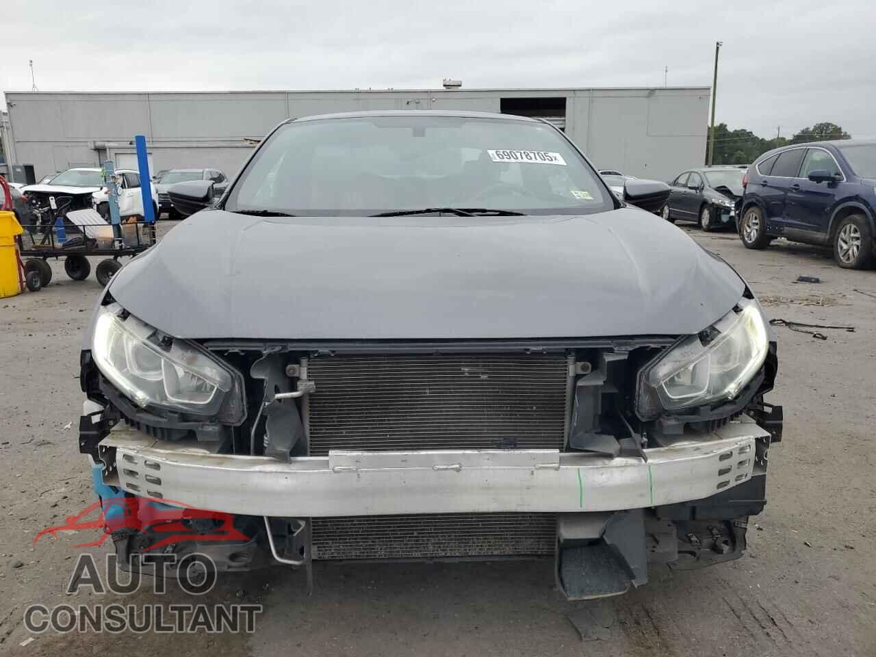 HONDA CIVIC 2017 - 2HGFC4B07HH312475