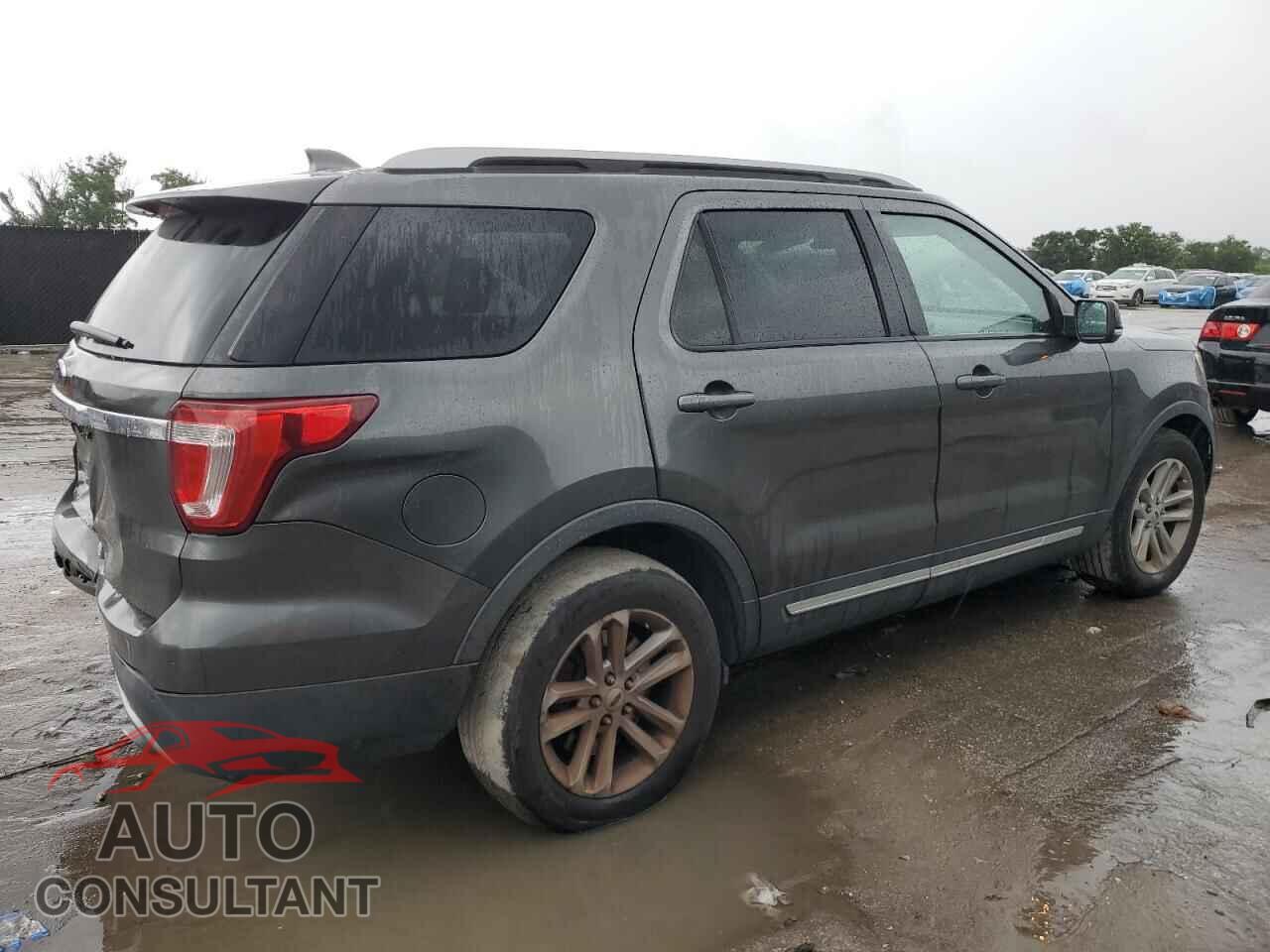 FORD EXPLORER 2017 - 1FM5K7D82HGE33570