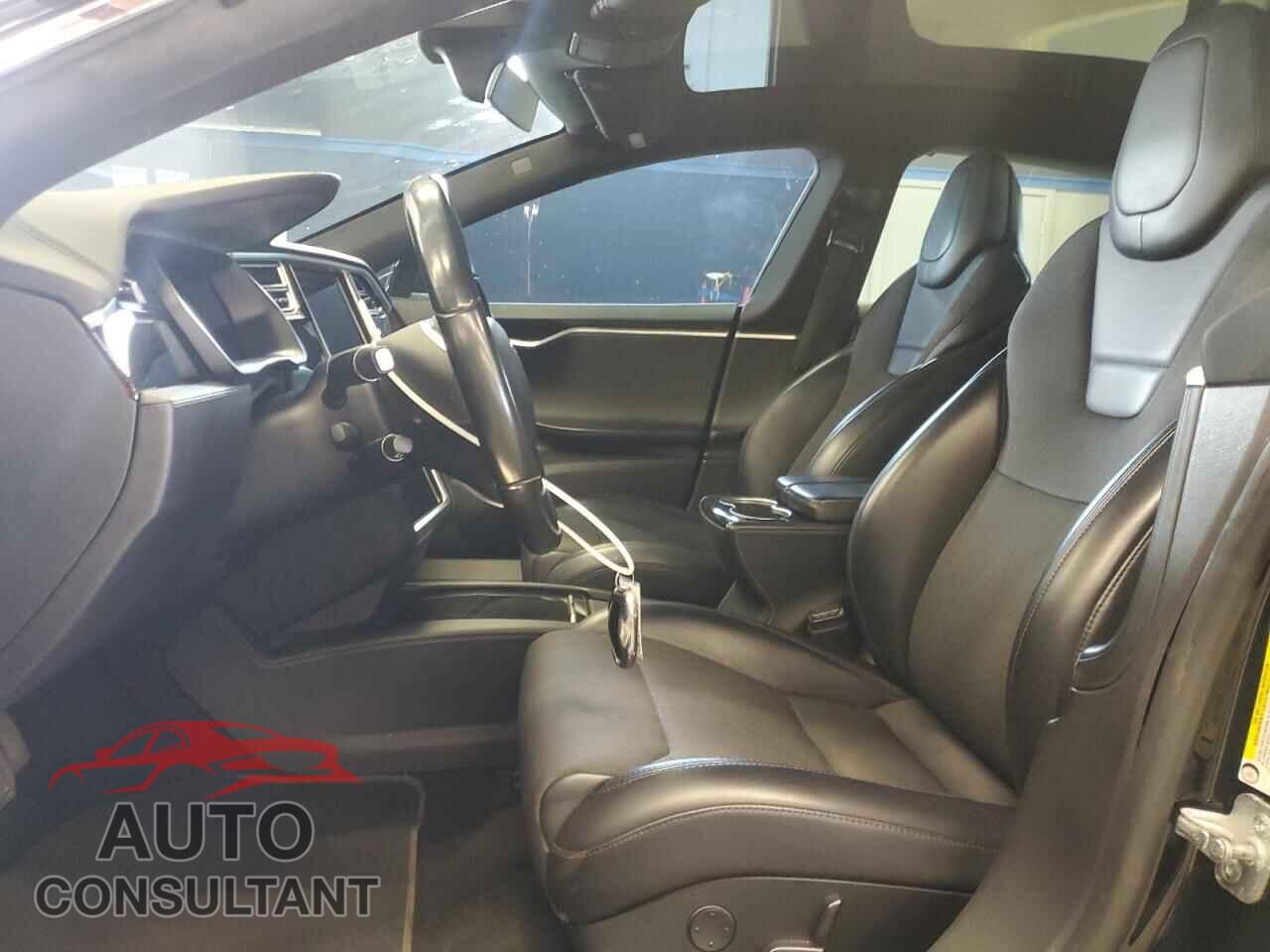 TESLA MODEL S 2017 - 5YJSA1E28HF212163