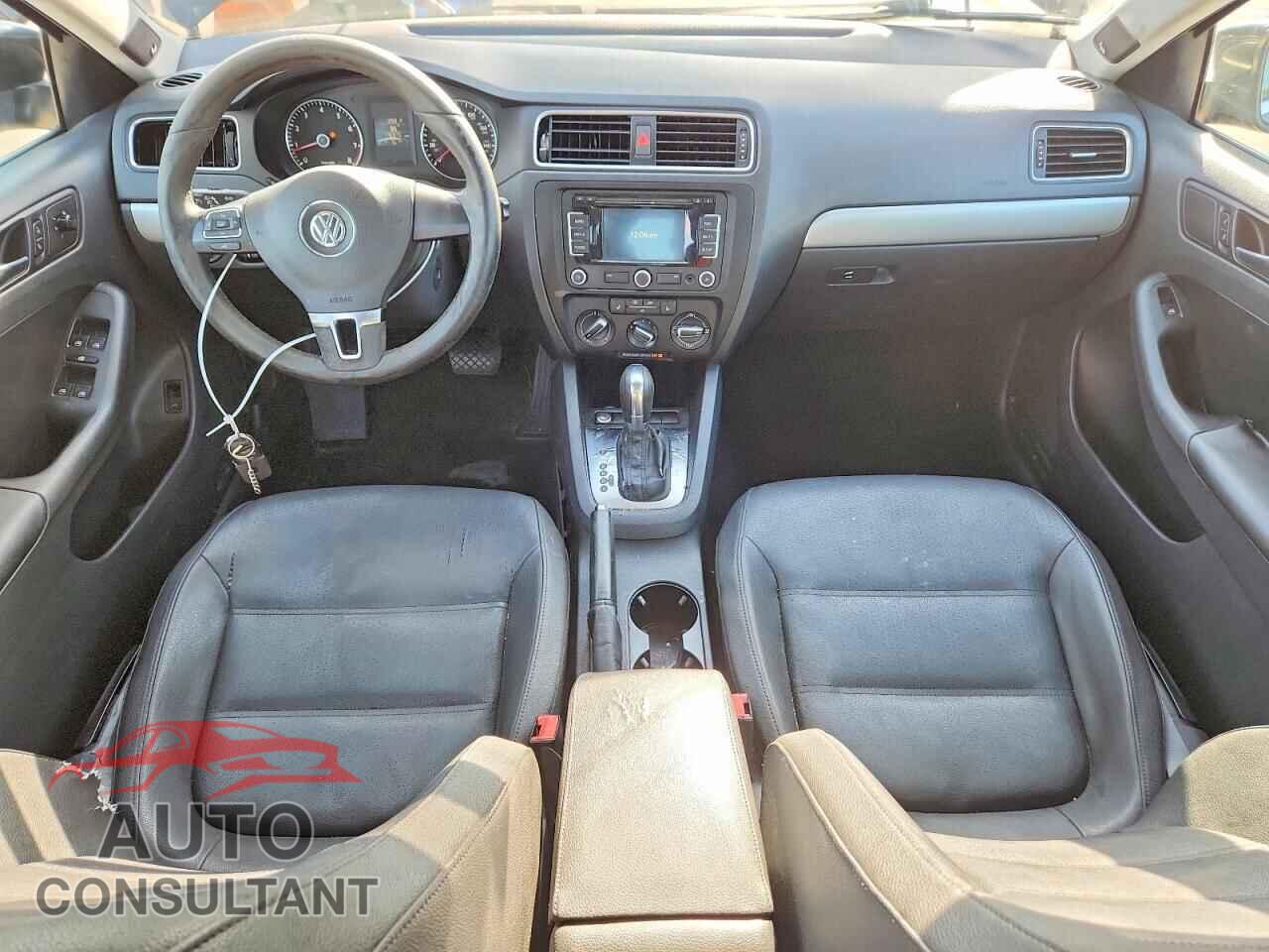 VOLKSWAGEN JETTA 2012 - 3VWLP7AJ4CM326648