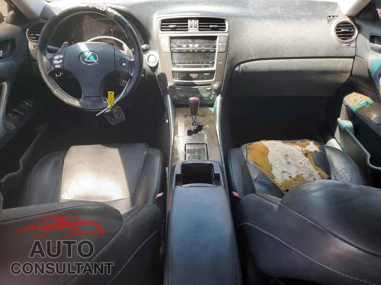 LEXUS IS 2010 - JTHBF5C27A5108880