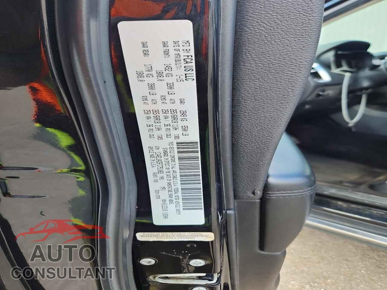 DODGE DURANGO 2015 - 1C4RDJAG5FC751082