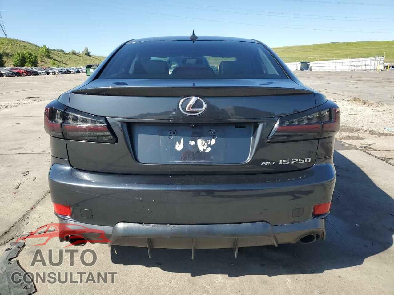 LEXUS IS 2011 - JTHCF5C29B2035471
