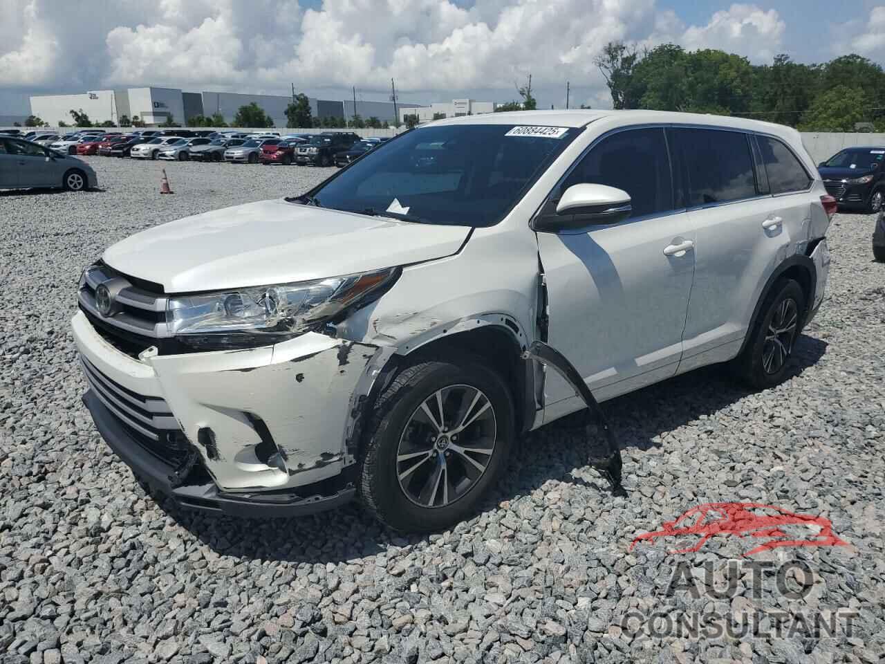 TOYOTA HIGHLANDER 2017 - 5TDZZRFH9HS201113