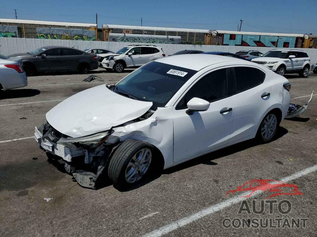 TOYOTA YARIS 2018 - 3MYDLBYV6JY322834