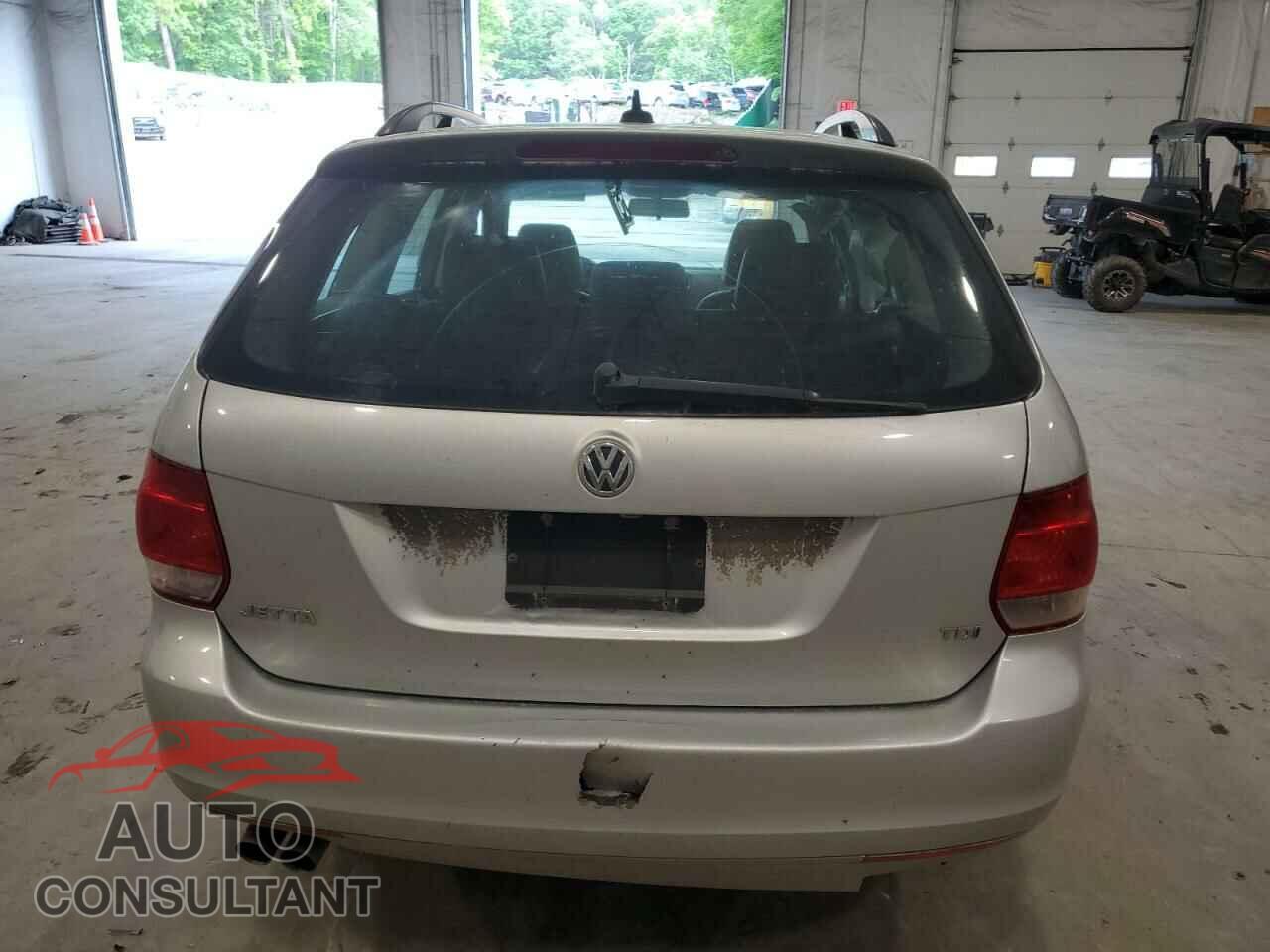 VOLKSWAGEN JETTA 2014 - 3VWML7AJ5EM610664