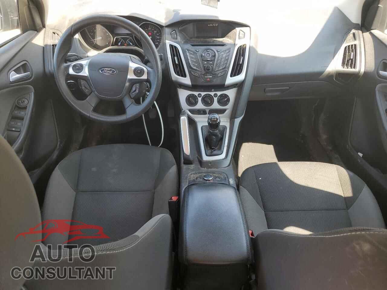 FORD FOCUS 2013 - 1FADP3F28DL273852