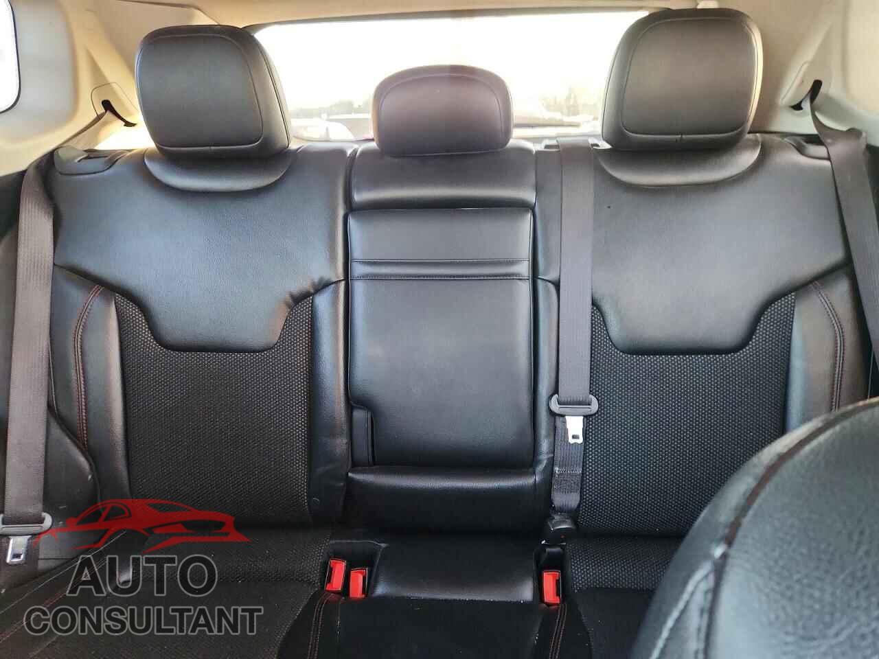 JEEP COMPASS 2018 - 3C4NJDDB5JT451662