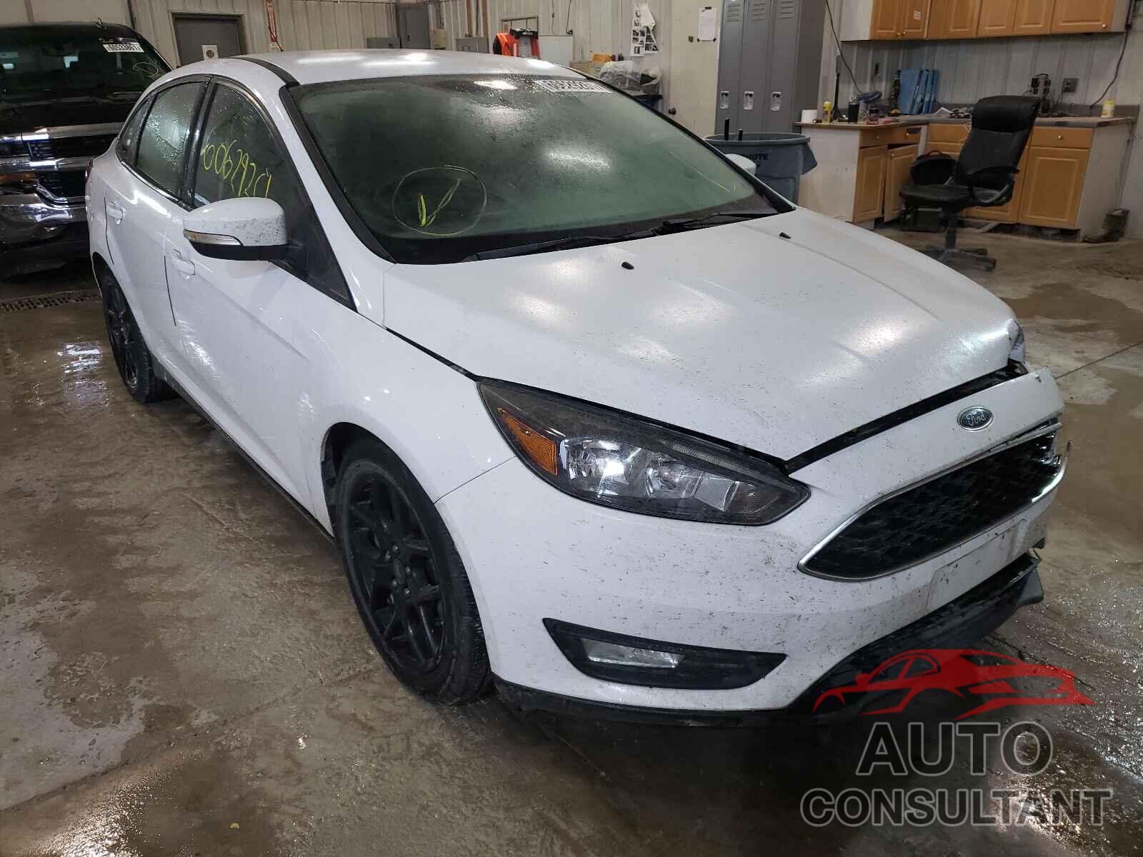 FORD FOCUS 2016 - 1FADP3F23GL339762