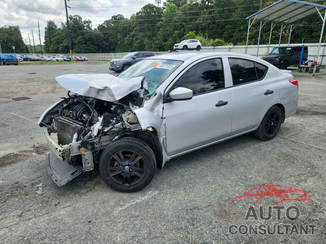 NISSAN VERSA 2019 - 3N1CN7AP4KL817712