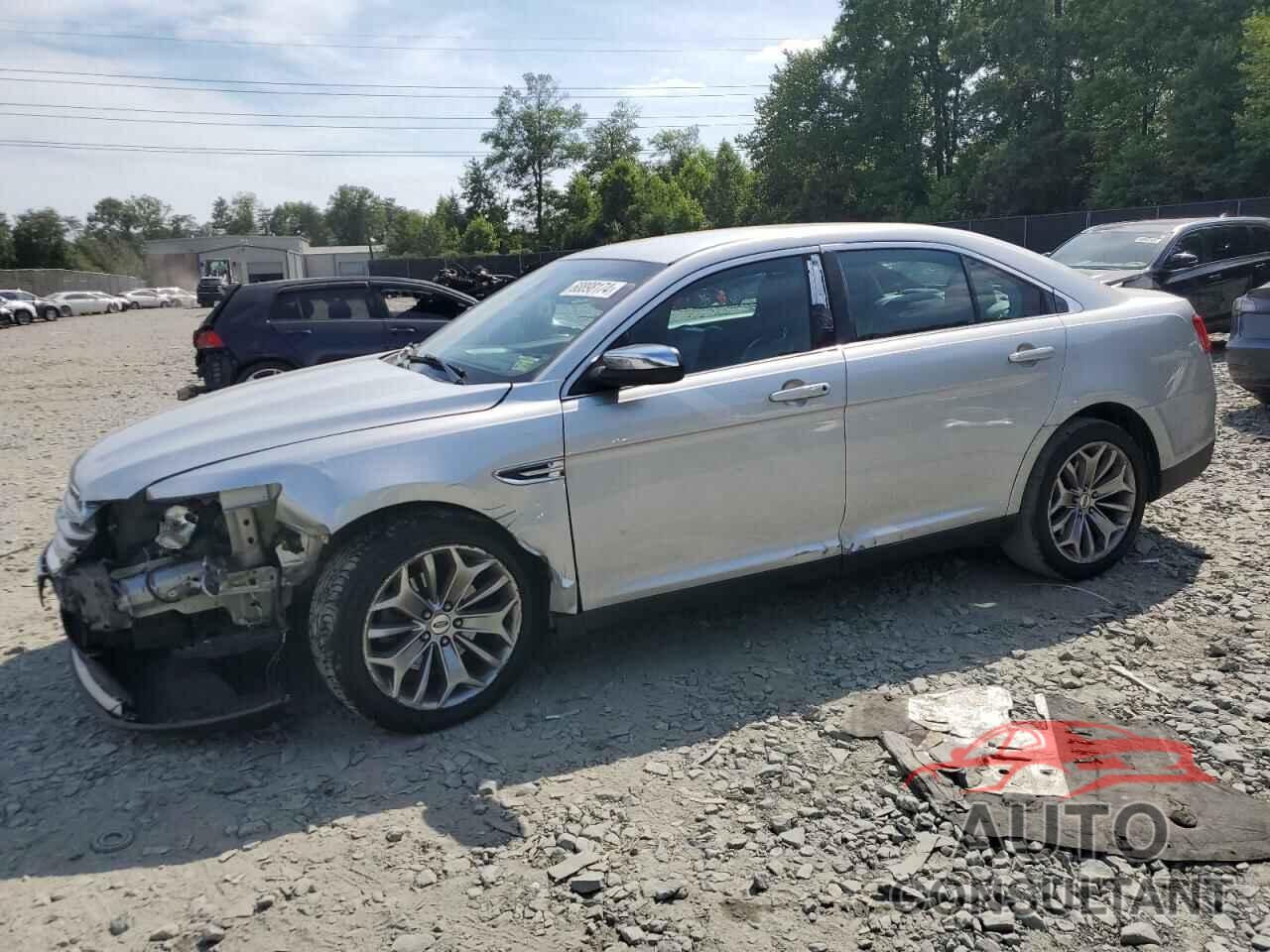 FORD TAURUS 2019 - 1FAHP2F82KG115481