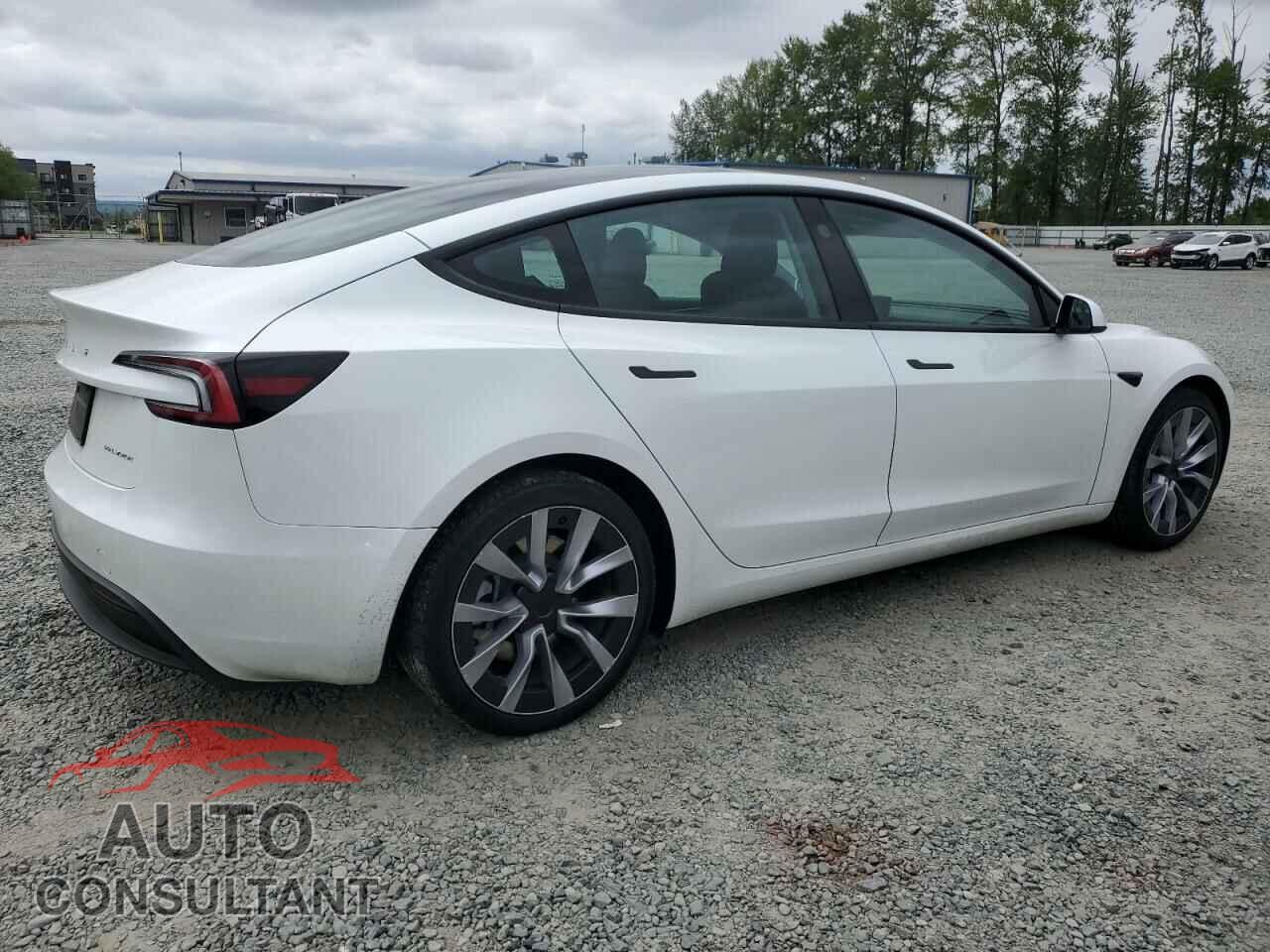 TESLA MODEL 3 2024 - 5YJ3E1EBXRF731211