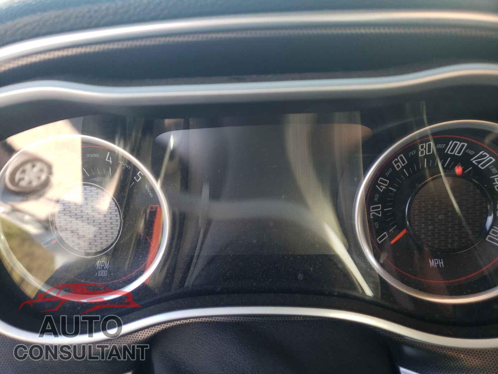 DODGE CHALLENGER 2016 - 2C3CDZFJ7GH279107