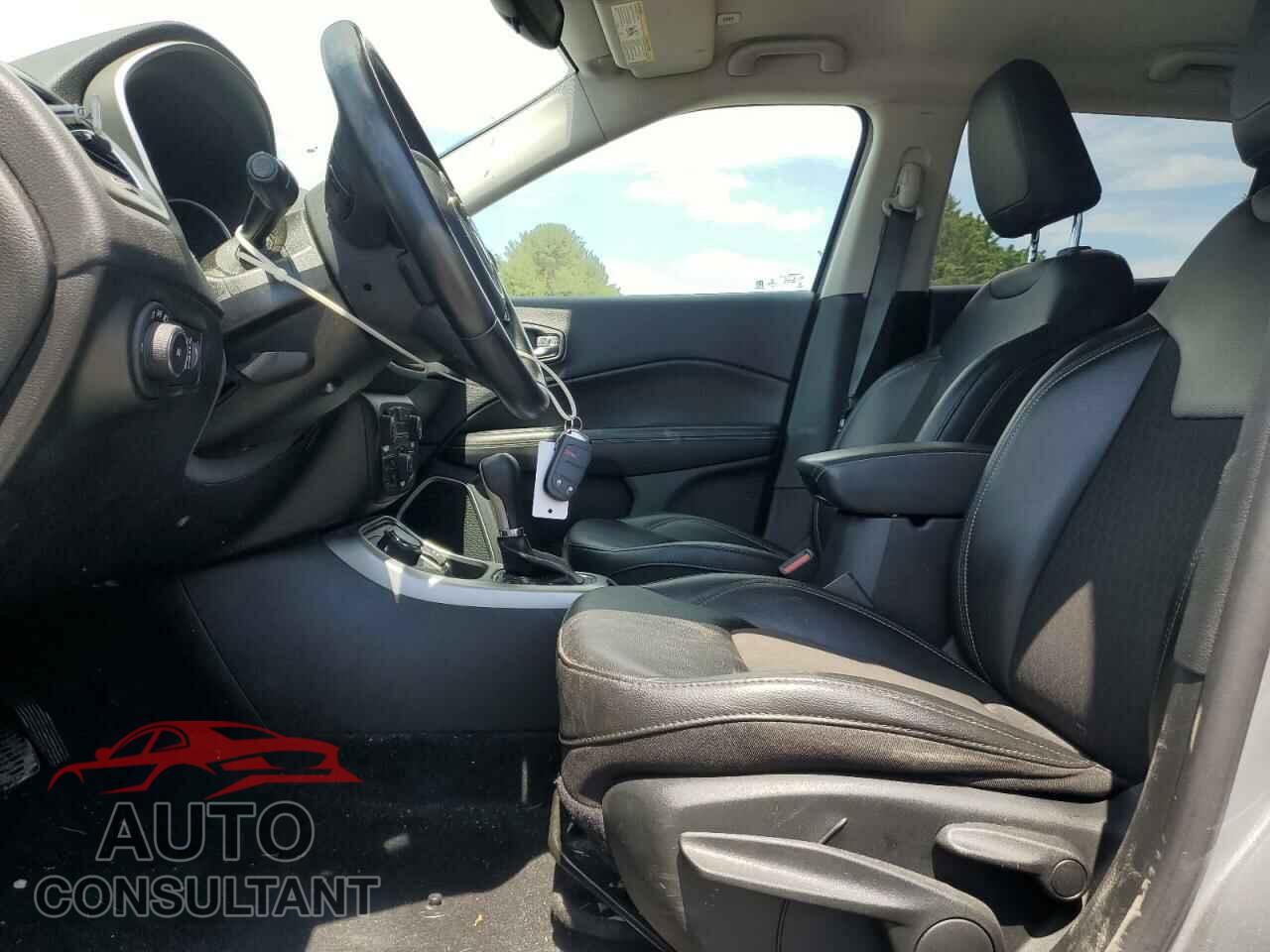 JEEP COMPASS 2019 - 3C4NJDBB3KT849392