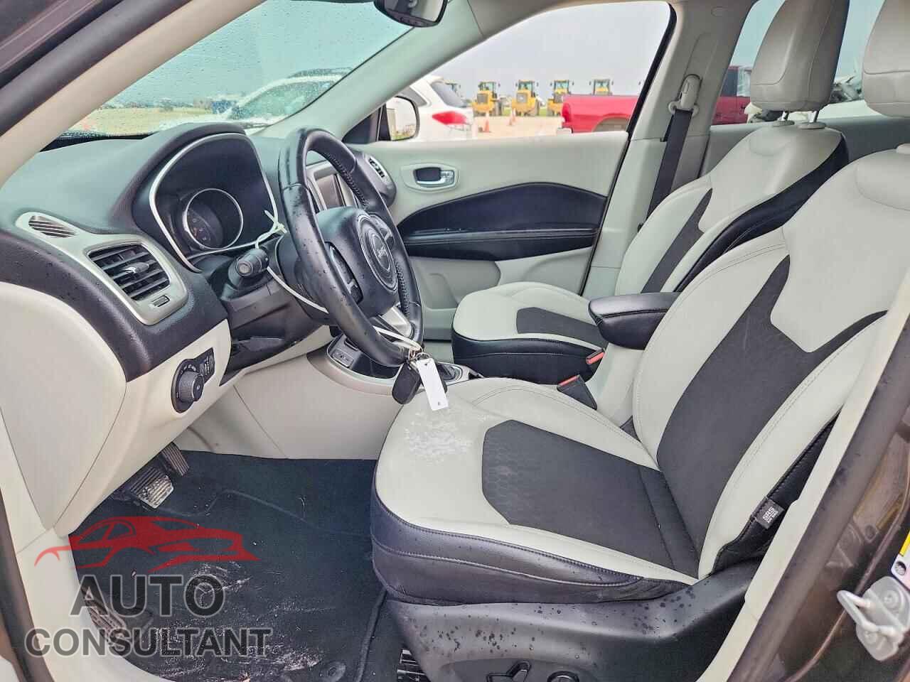 JEEP COMPASS 2017 - 3C4NJCBB5HT643008