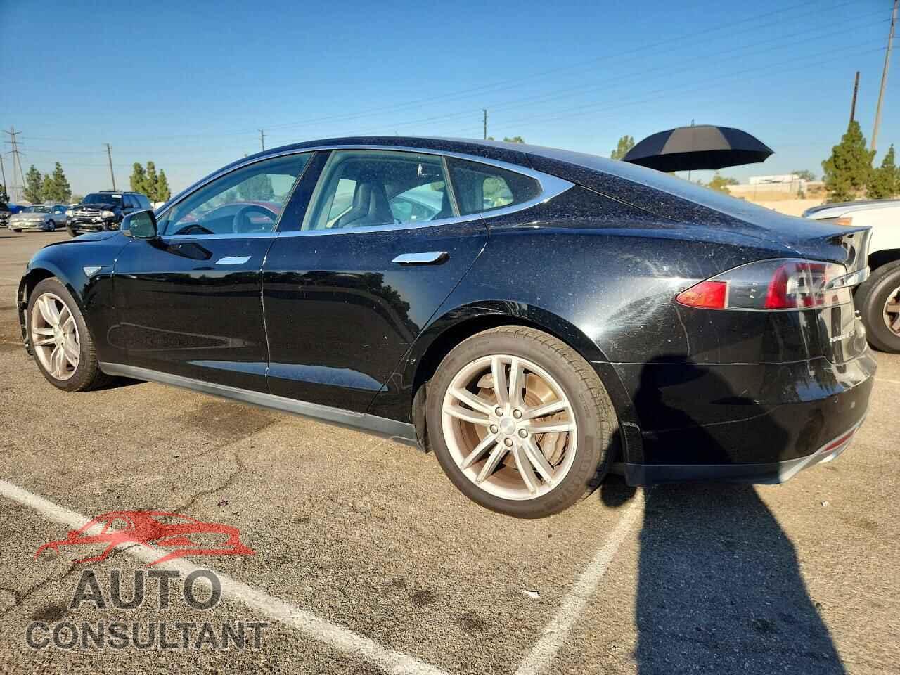 TESLA MODEL S 2014 - 5YJSA1S15EFP44526