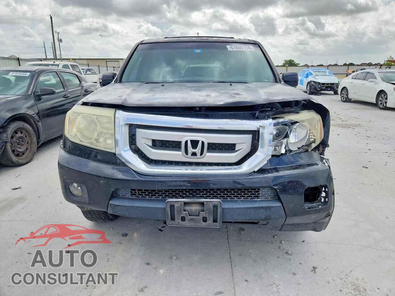 HONDA PILOT 2011 - 5FNYF3H46BB007520
