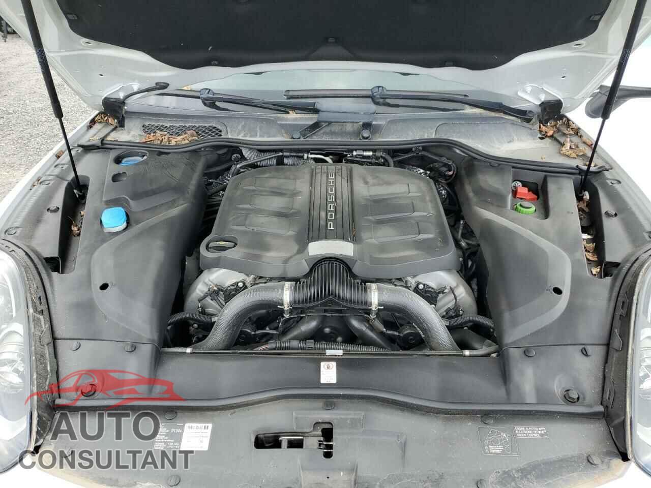 PORSCHE CAYENNE 2016 - WP1AD2A25GLA71917