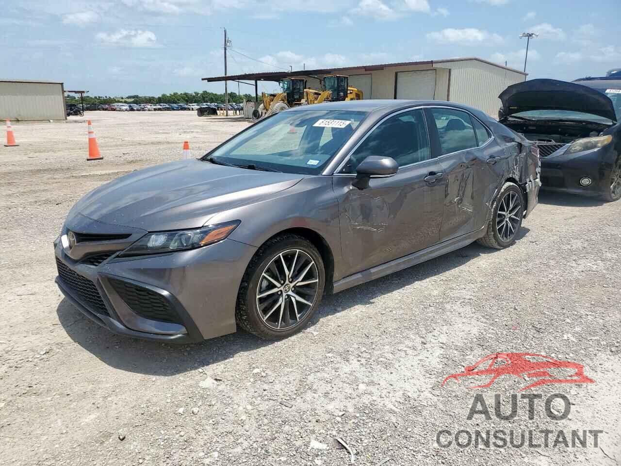 TOYOTA CAMRY 2022 - 4T1G11AKXNU674251