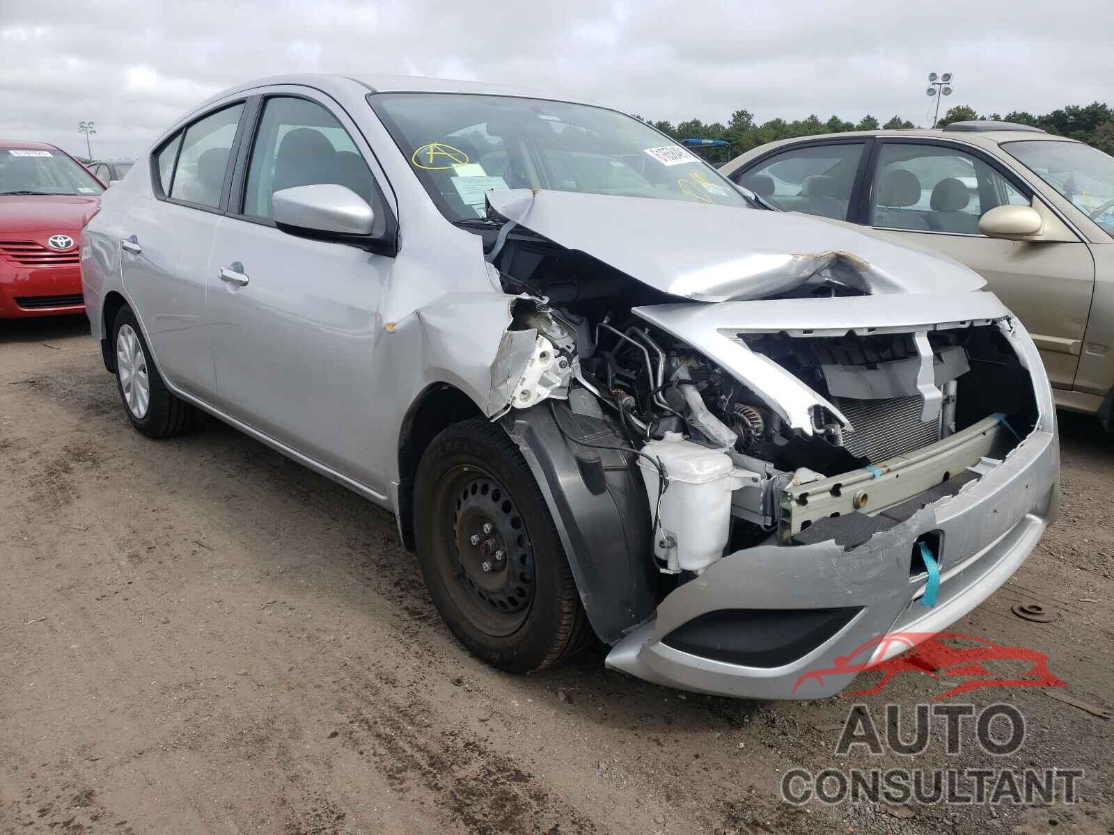 NISSAN VERSA 2019 - 3N1CN7APXKL879065