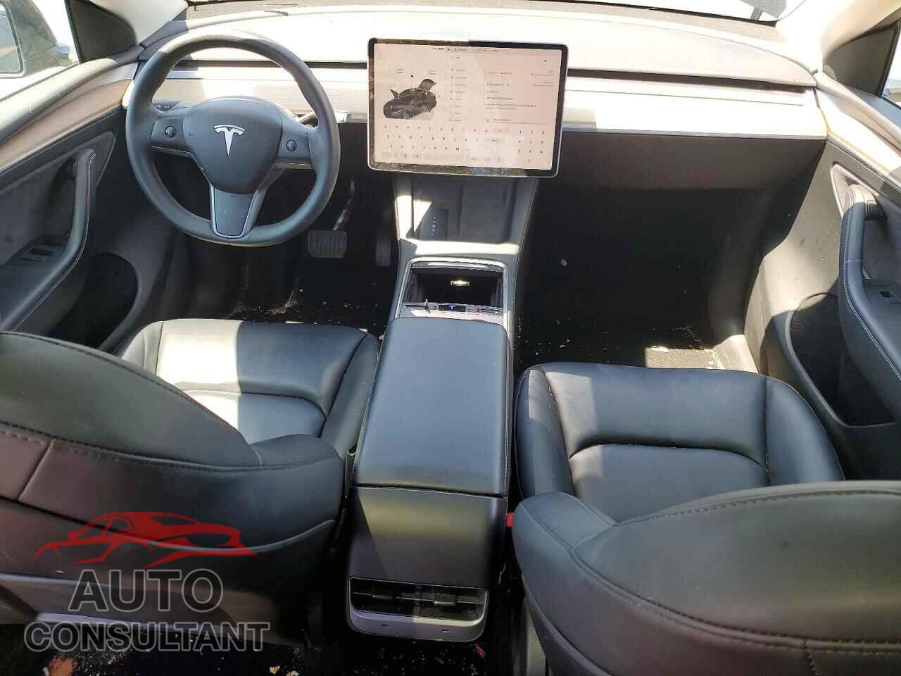 TESLA MODEL Y 2023 - 7SAYGDED5PF932811
