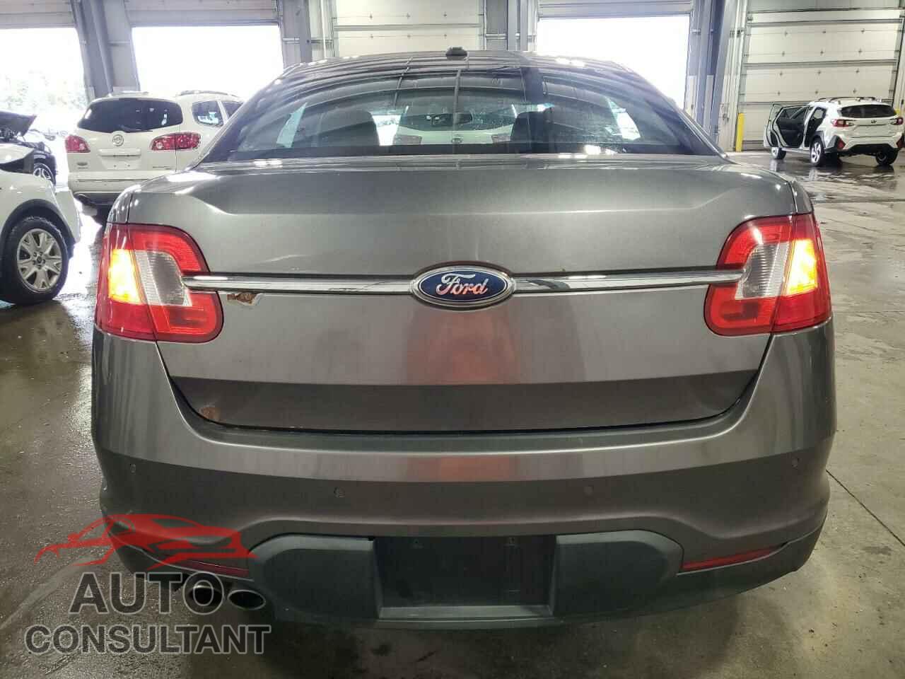 FORD TAURUS 2012 - 1FAHP2EW1CG116008