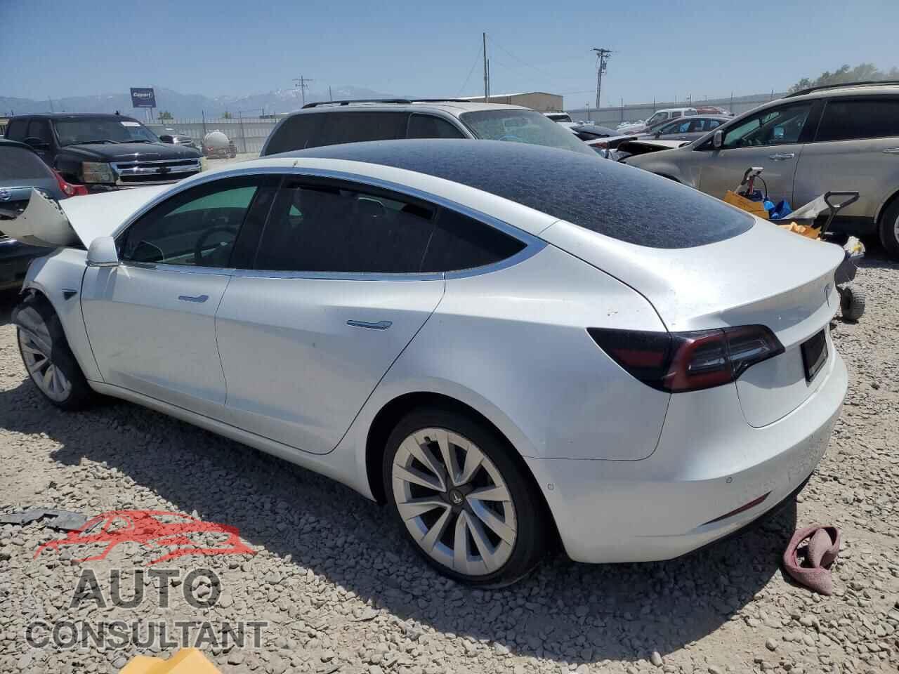 TESLA MODEL 3 2019 - 5YJ3E1EB0KF388107