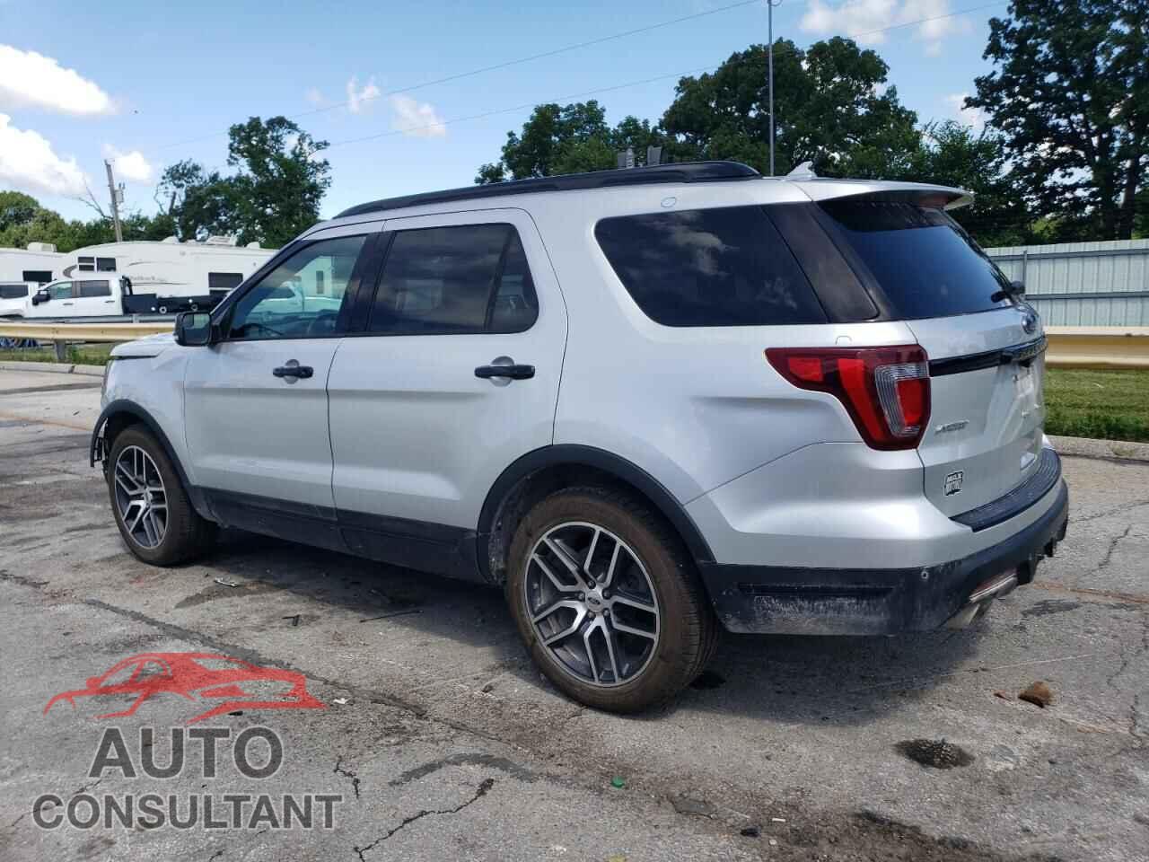 FORD EXPLORER 2018 - 1FM5K8GT6JGB13745