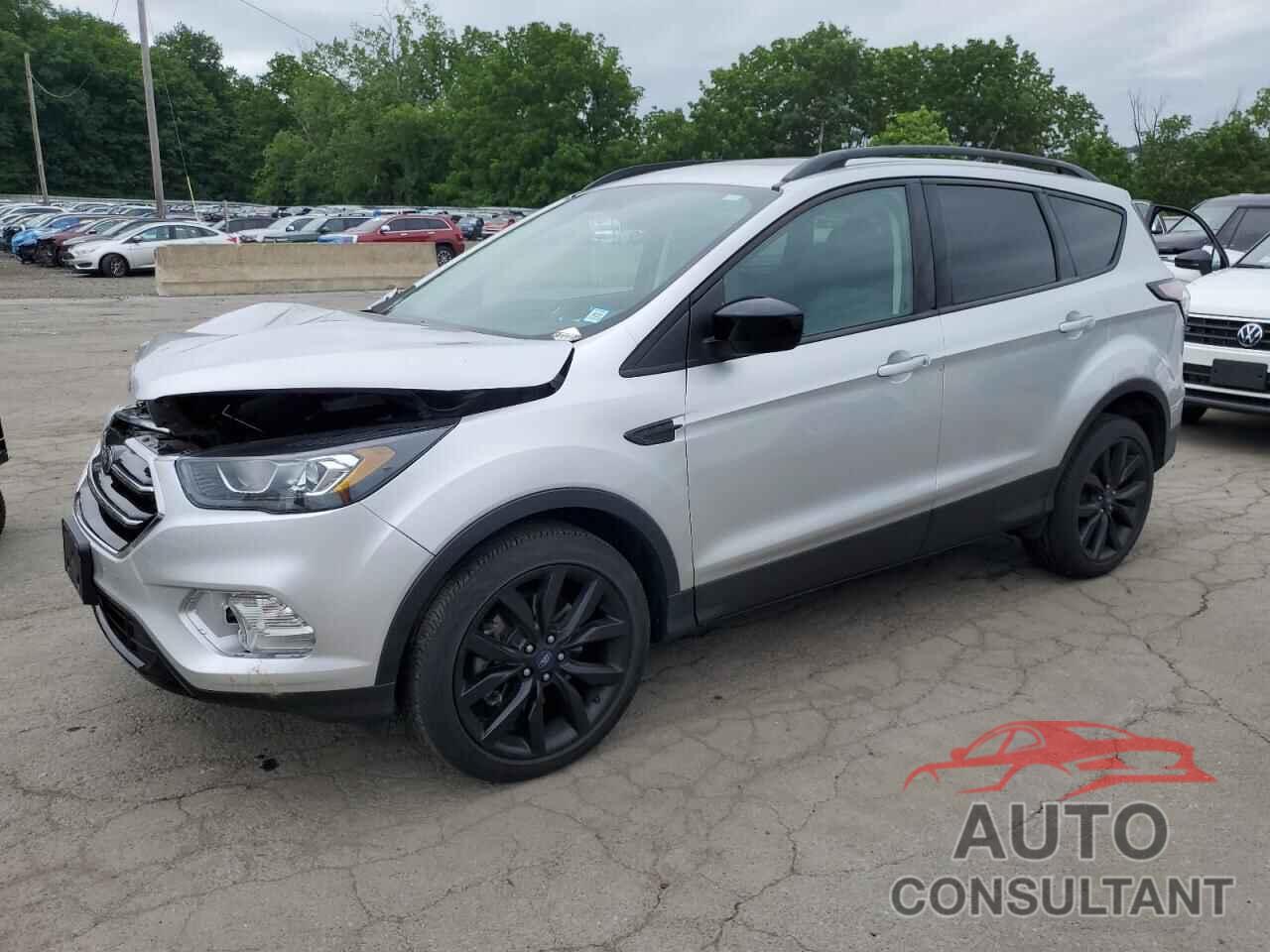 FORD ESCAPE 2018 - 1FMCU9GD6JUC25642