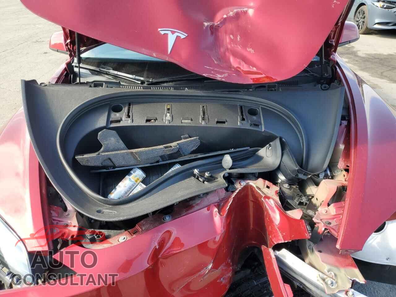 TESLA MODEL 3 2024 - 5YJ3E1EB3RF813877