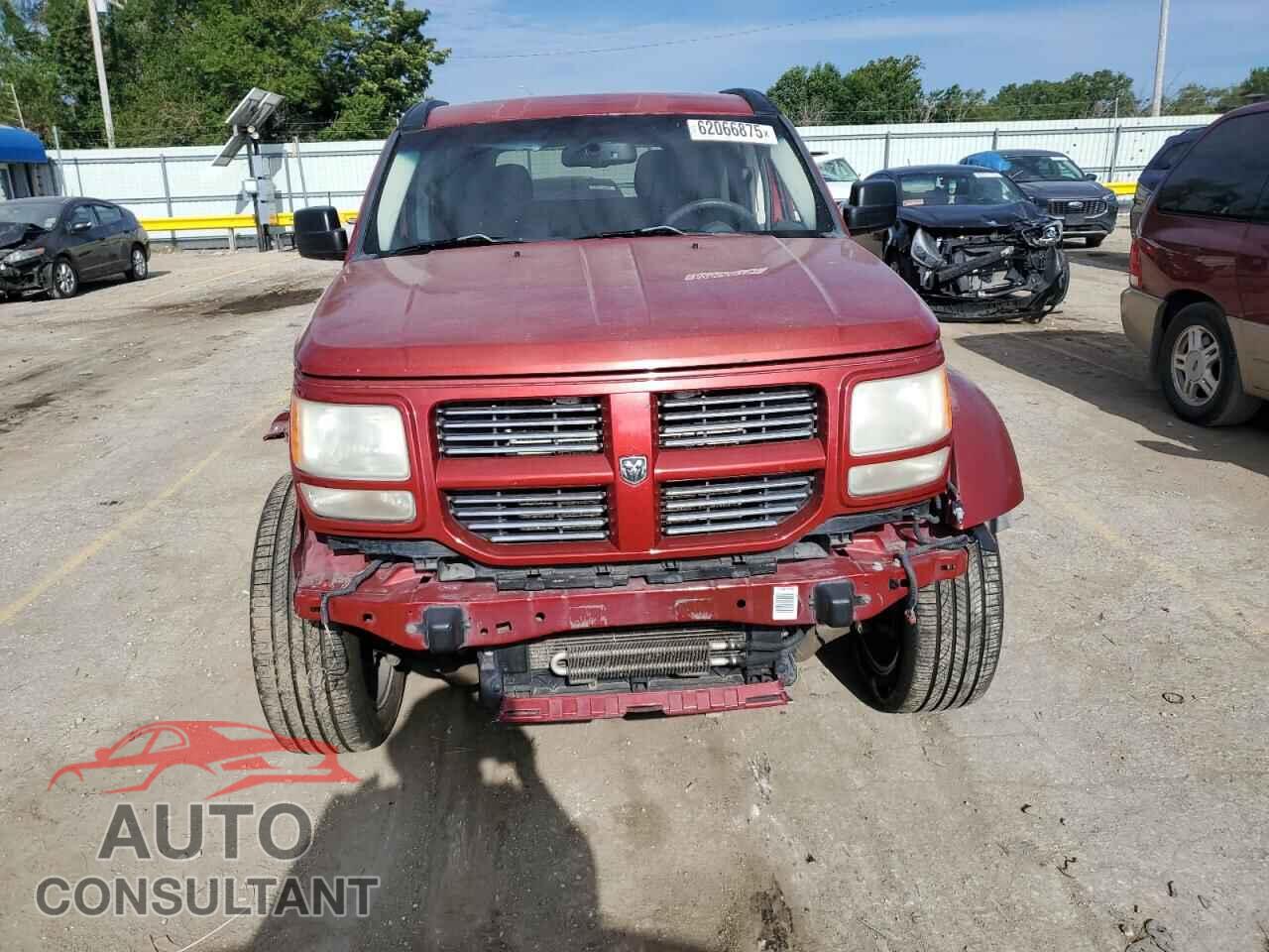 DODGE NITRO 2011 - 1D4PT4GX8BW510096